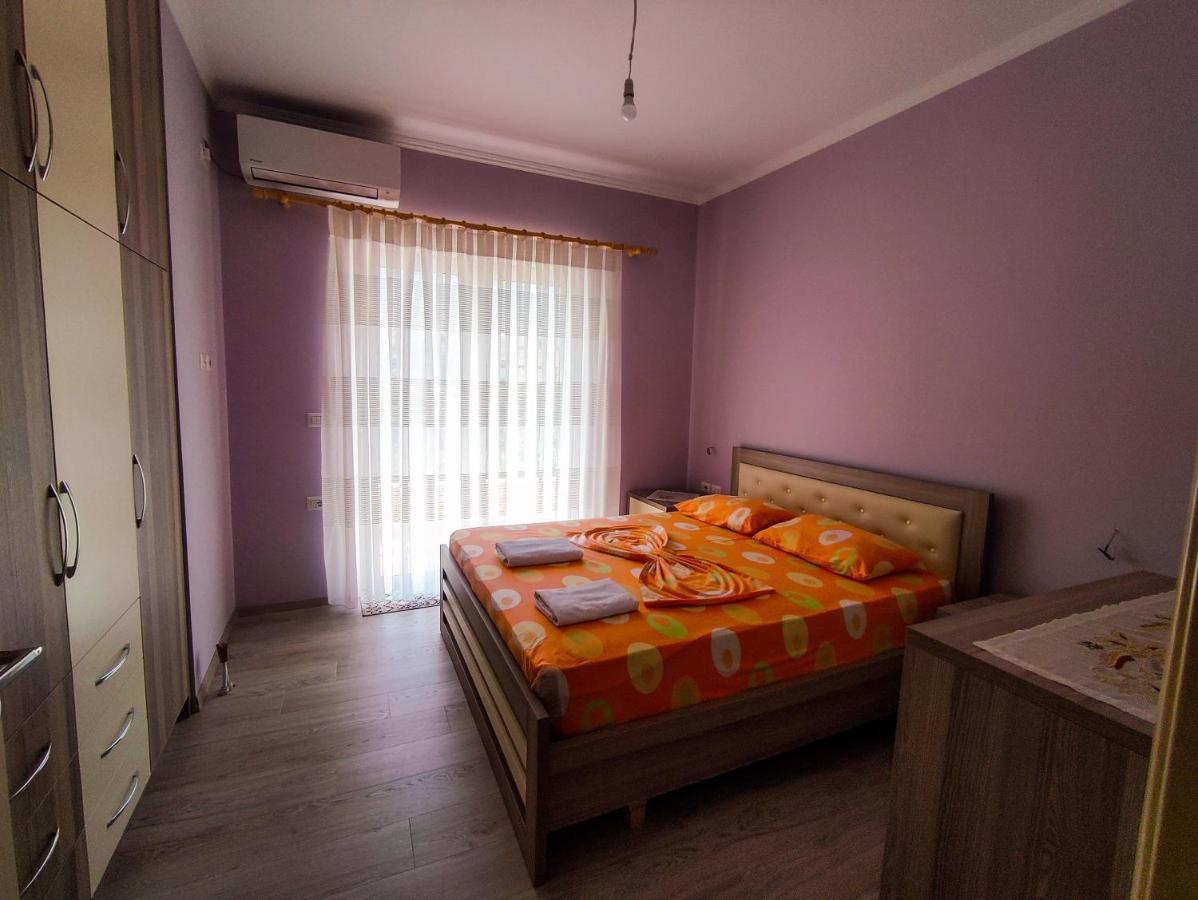 Cheerful 2 Bedroom Villa With Free Parking. Гірокастра Екстер'єр фото